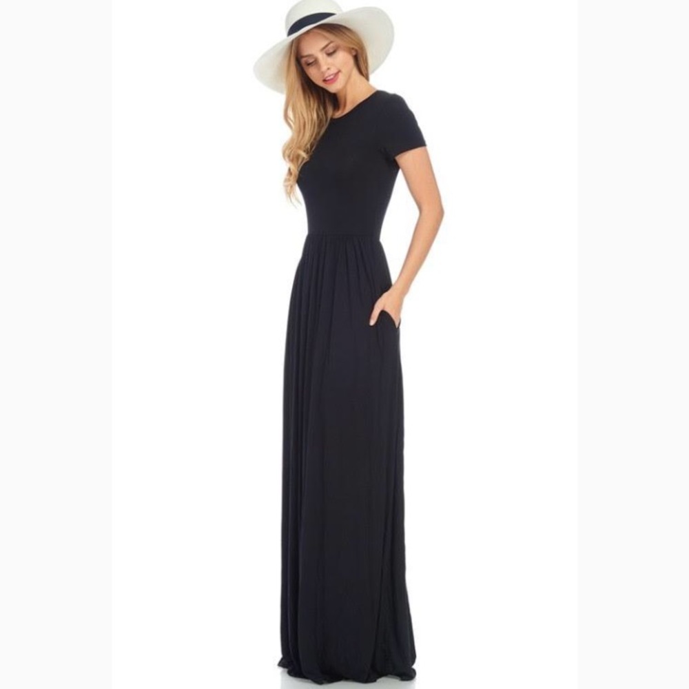 Short Sleeve Black Maxi Dress - Picture 2 of 6